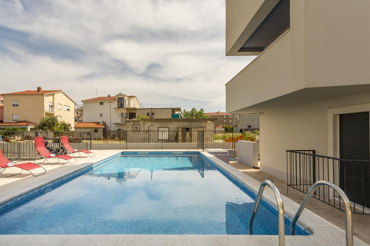 Luxury 3 Bed Apartment, Large Terrace, Pool, Close To Beach And Split! Podstrana Exterior foto